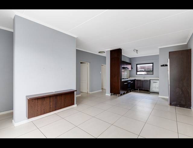 3 BEDROOM APARTMENT RENTED IN FOURWAYS